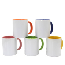 Tasse de sublimation en gros avec bord coloré, poignée et à l&#39;intérieur pour le café et le rituel de thé